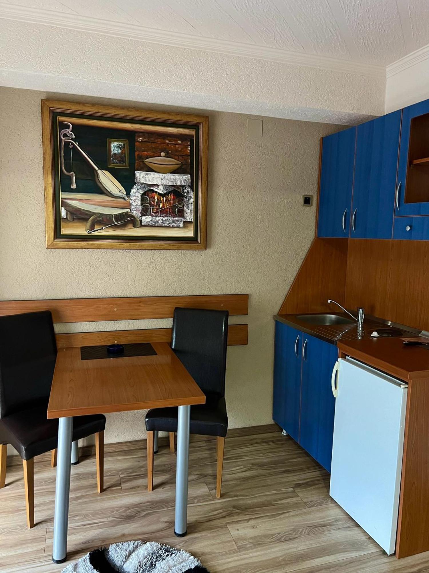 מויקובאץ Motel Krstac מראה חיצוני תמונה