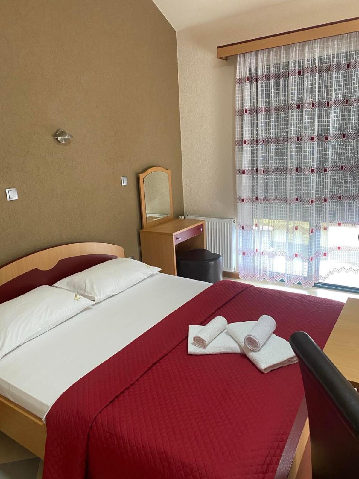 מויקובאץ Motel Krstac מראה חיצוני תמונה